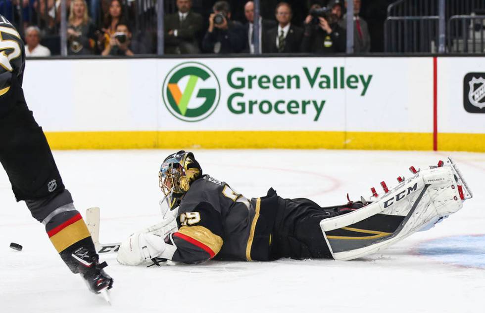 El portero de Vegas Golden Knights, Marc-André Fleury, tuvo una destacada actuacin. Miércoles 16 de mayo del 2018 en T-Mobile Arena. Foto Chase Stevens / Las Vegas Review-Journal.