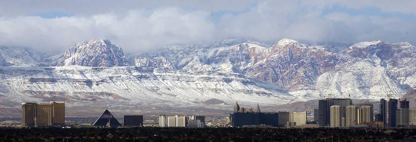 The Las Vegas Strip is seen with the snow-covered Spring Mountains on Dec. 16, 2008. (Las Vegas ...