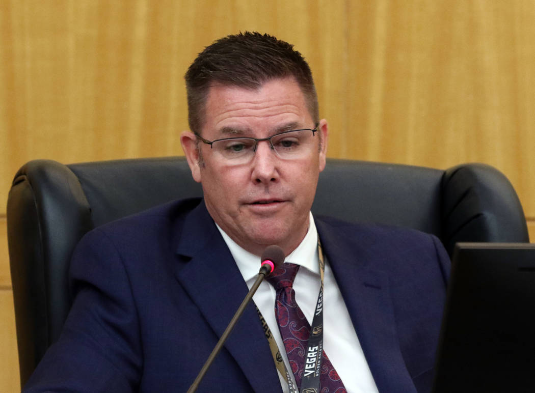 Metropolitan Police Department Sgt. Jerry McDonald testifies on Thursday, Feb. 28, 2019, during a public review of Junior Lopez death, a man fatally shot by Las Vegas police in April, in Las Vegas ...