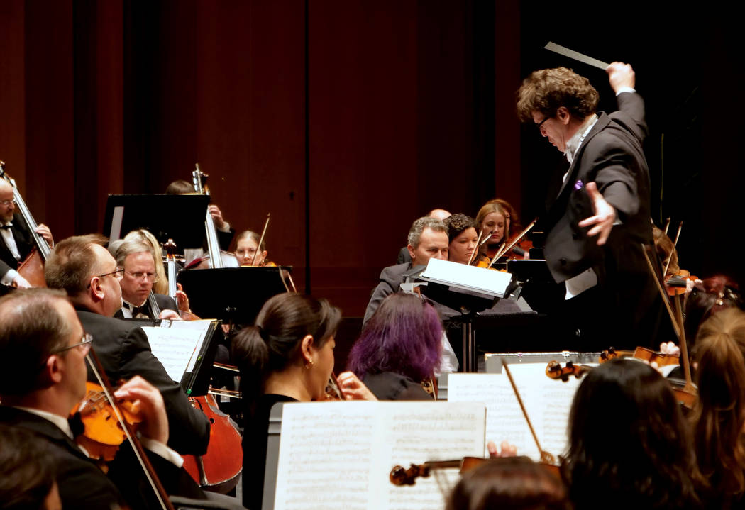 Donata Cabrera leads the orchestra (Las Vegas Philharmonic)