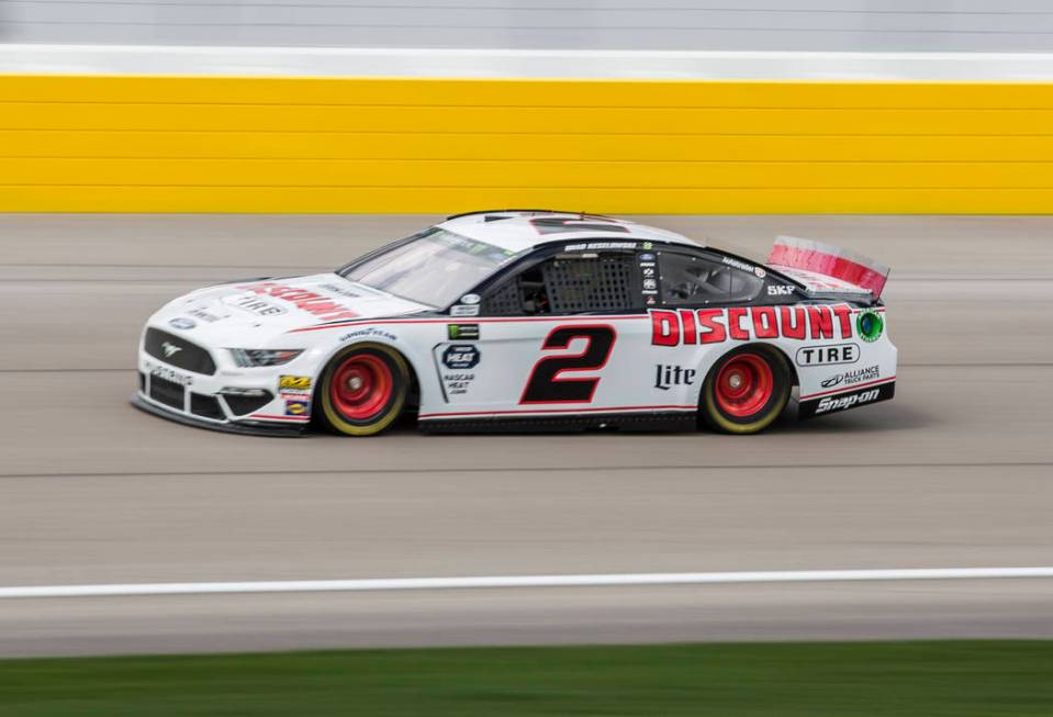 Brad Keselowski (2) makes a practice run on Saturday, March 2, 2019, at Las Vegas Motor Speedway, in Las Vegas. (Benjamin Hager Review-Journal) @BenjaminHphoto