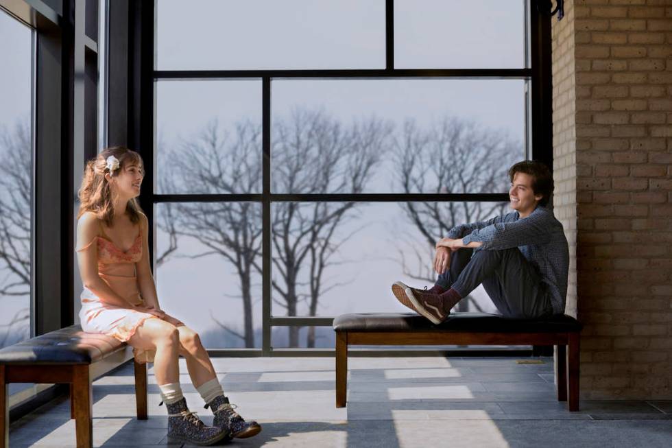 Haley Lu Richardson and Cole Sprouse in FIVE FEET APART. (CBS Films)