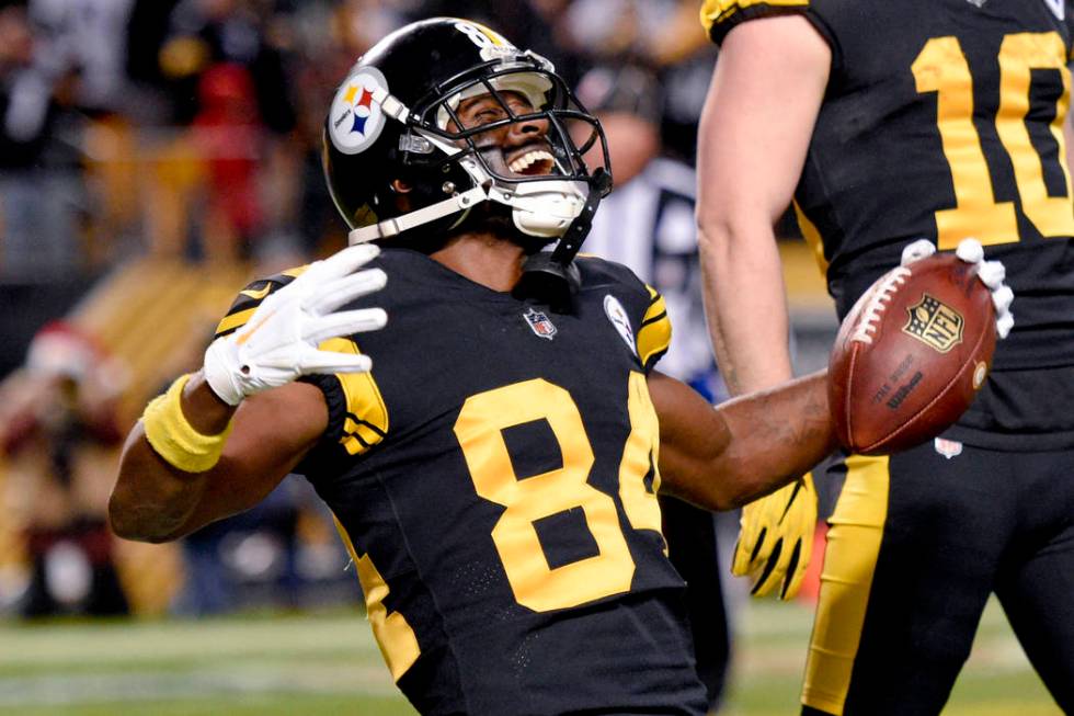 Pittsburgh Steelers wide receiver Antonio Brown (84) plays in an NFL football game against the New England Patriots, Sunday, Dec. 16, 2018, in Pittsburgh. (AP Photo/Don Wright)