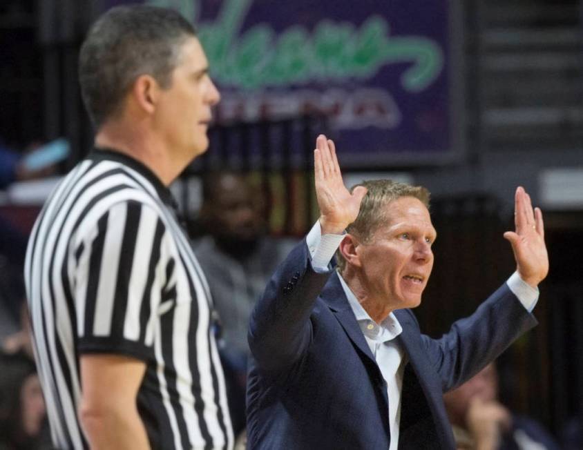 Gonzaga head coach Mark Few, right, calls an offensive play in the second half during their West Coast Conference semifinal game with Pepperdine on Monday, March 11, 2019, at Orleans Arena, in Las ...