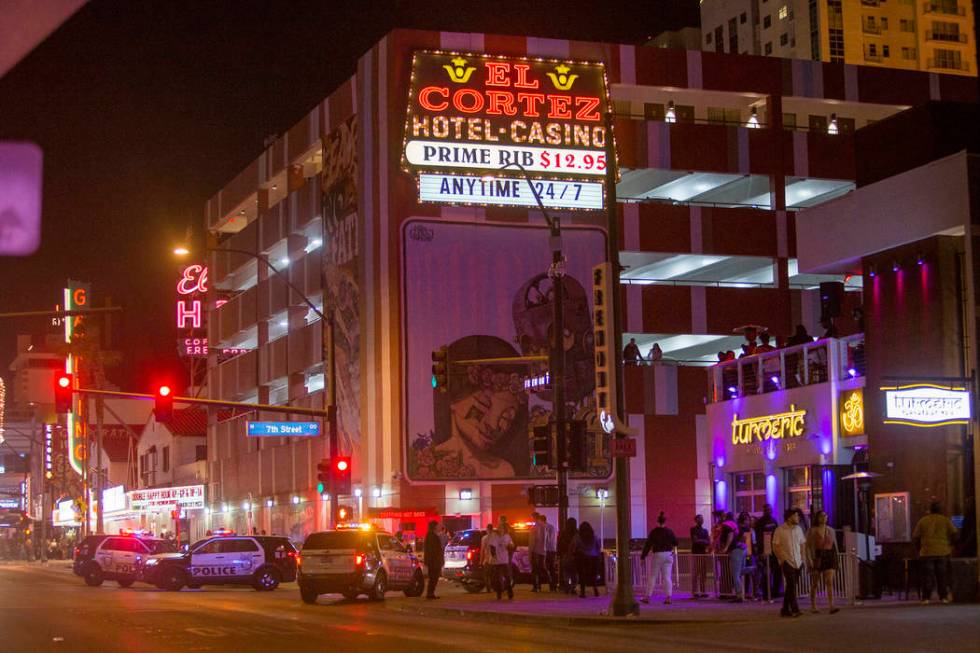 Las Vegas police investigate outside the El Cortez in downtown Las Vegas after a shooting at the hotel and casino, Sunday, March 17, 2019. (Rachel Aston/Las Vegas Review-Journal) @rookie__rae