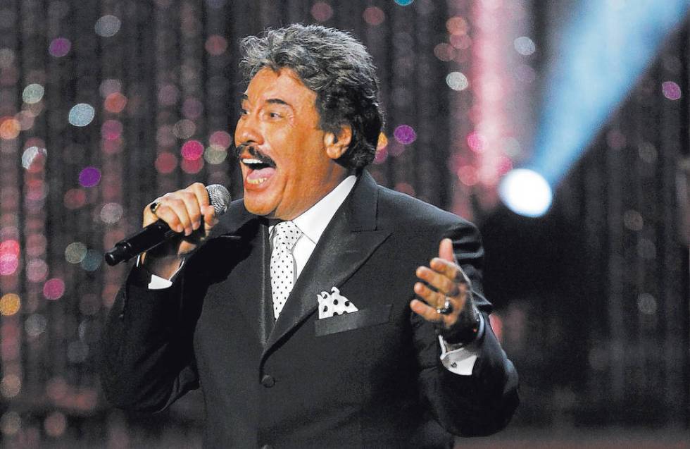 Tony Orlando (AP Photo/Eric Jamison)