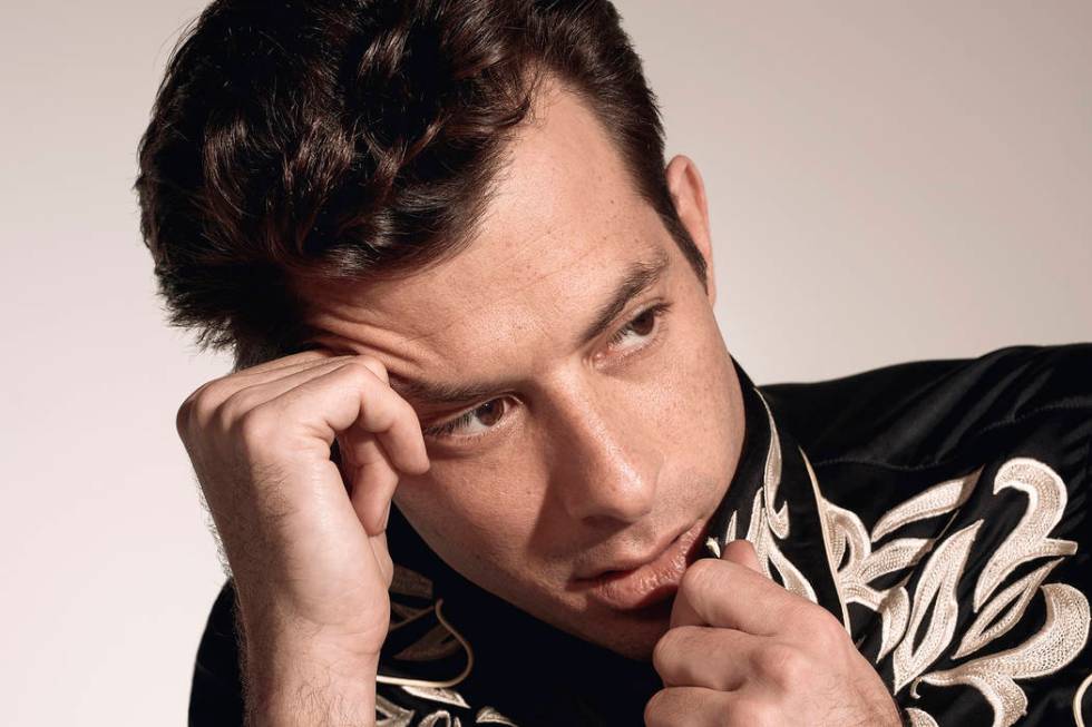 Mark Ronson (Tyler Reymore)