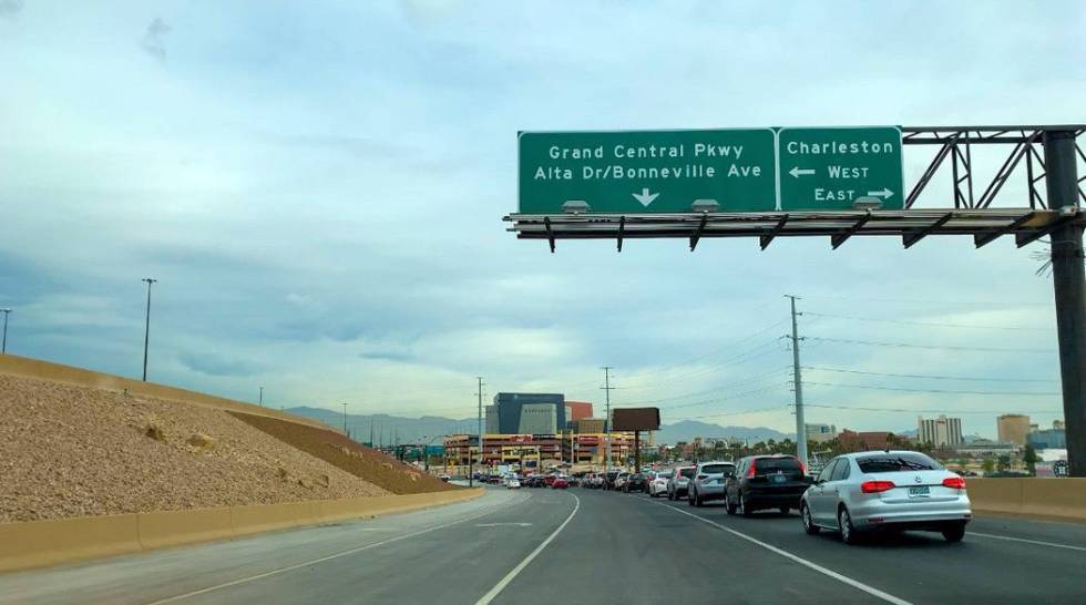 The new Interstate 15 to Charleston Boulevard offramp set up opened to traffic Tuesday, April 0 ...