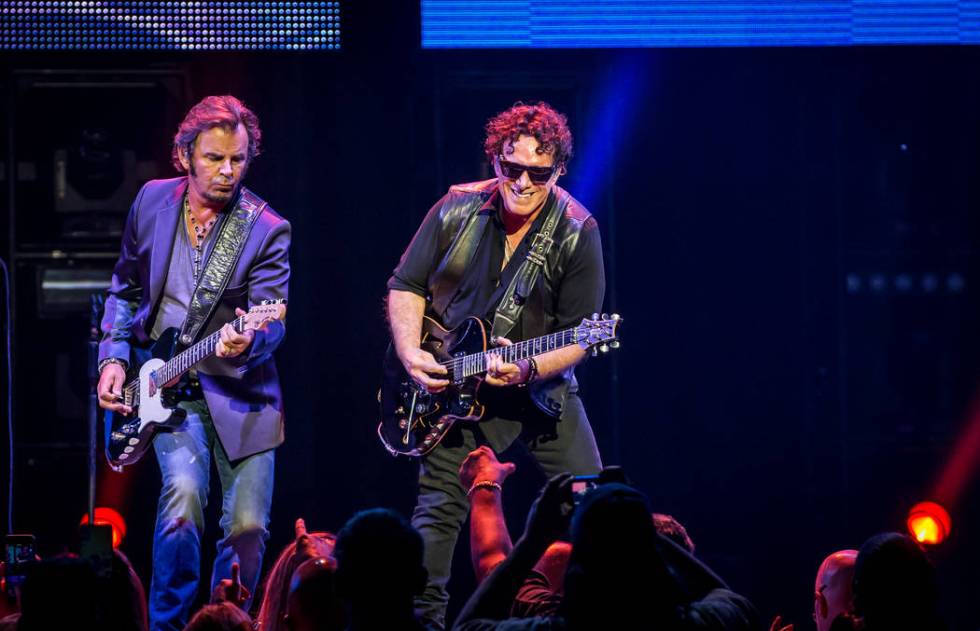 Jonathan Cain, left, and Neal Schon are Journey's veteran songwriting team. (Erik Kabik/Hard R ...