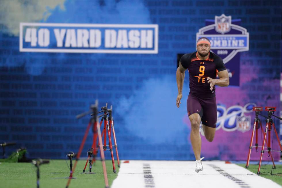 Notre Dame tight end Alize Mack runs the 40-yard dash during the NFL football scouting combine, ...