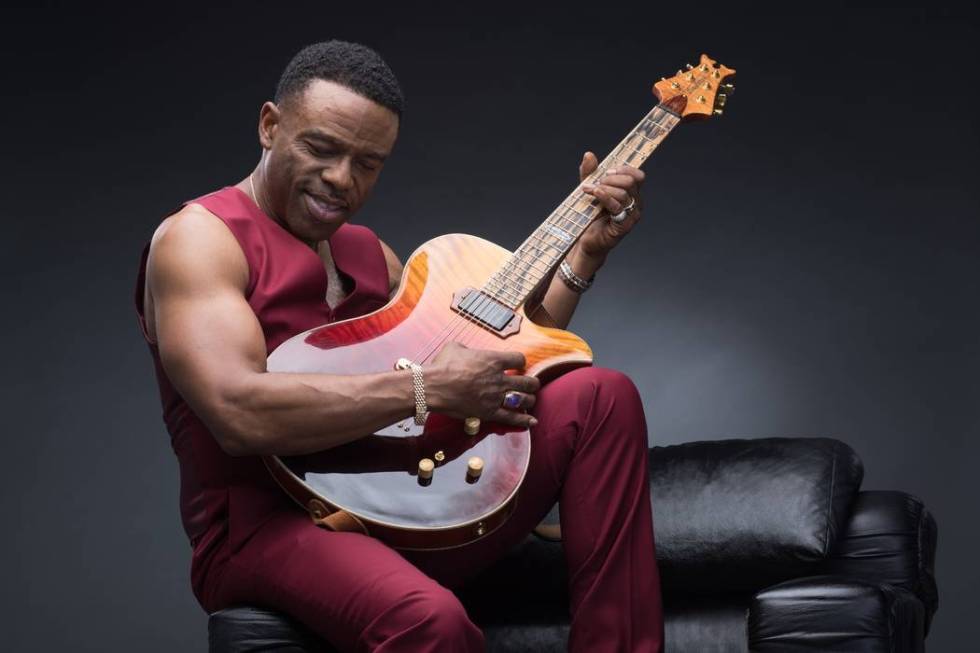 Norman Brown (Norman Brown)