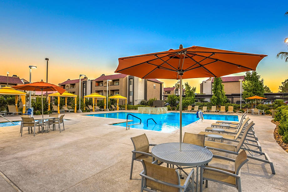 Maxx Properties announced that it acquired a 609-unit Henderson apartment complex, Villas at Gr ...