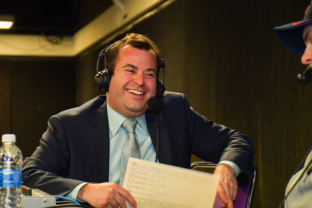 Dan D'Uva will call Wednesday's playoff game for the Chicago Wolves. (Syracuse Crunch)