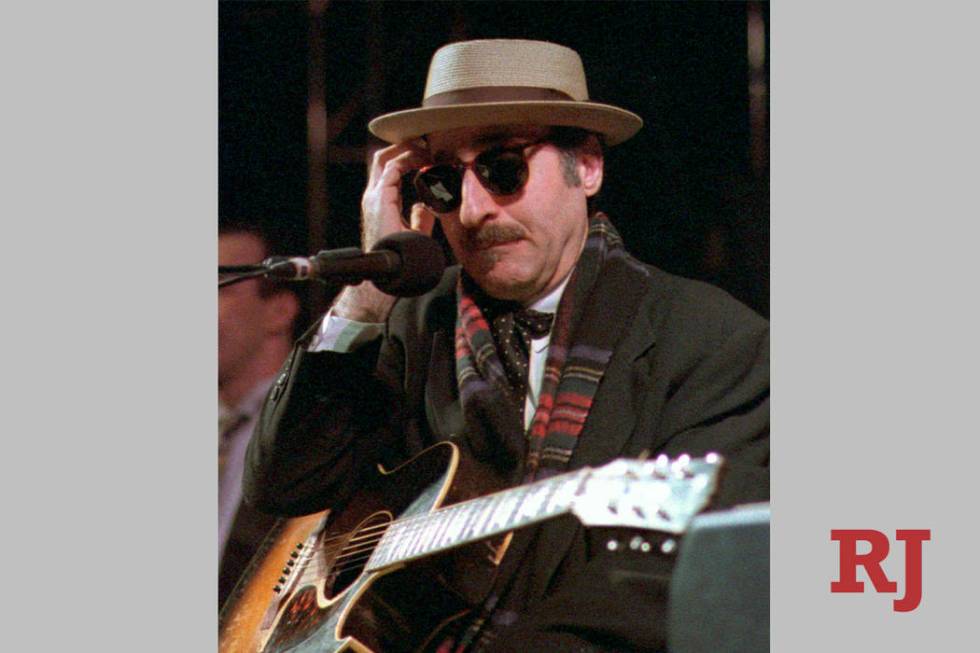 FILE - This March 28, 1998 file photo shows Leon Redbone performing at the eighth annual Redwoo ...