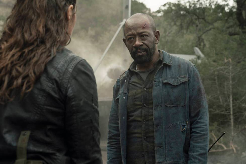 Alycia Debnam-Carey as Alicia Clark, Lennie James as Morgan Jones - Fear the Walking Dead ...