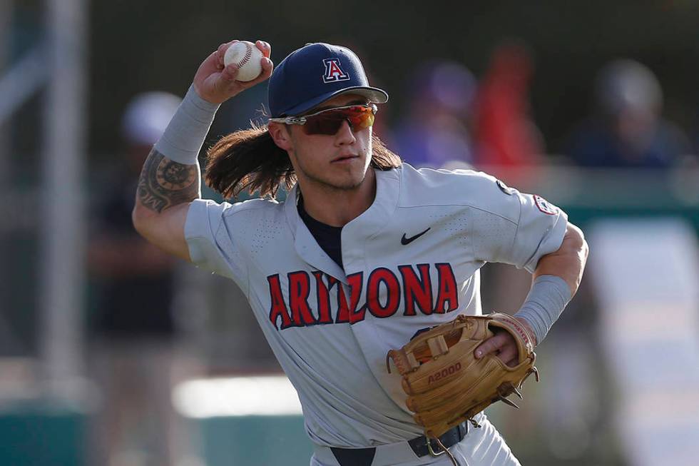 Arizona's Nick Quintana in the first inning during an NCAA college baseball game against Grand ...