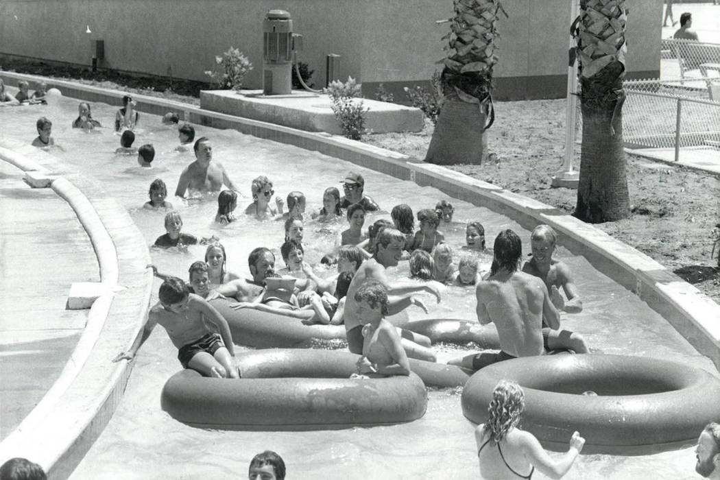 Wet 'n Wild attendees enjoy the lazy river in 1985. (Gary Thompson/Las Vegas Review-Journal)