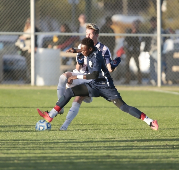 Foothill‘s Becca Nyonyintono (5) reaches for the ball in front of Coronado‘s Jo ...