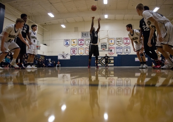 Mountain View‘s Tevin Gray (11) attempts a free throw during their game at Lake Mead C ...