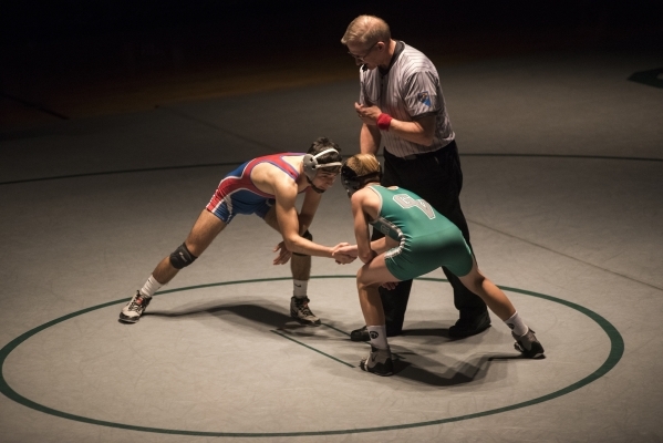 Valley‘s Ulises Munguia, left, shakes hands with Green Valley‘s Tyler Dockery be ...