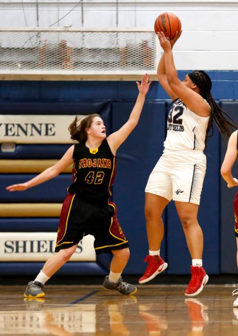 Cheyenne High’s Almond Slayton (32) throws the ball against Pahrump Valley’s Kat ...