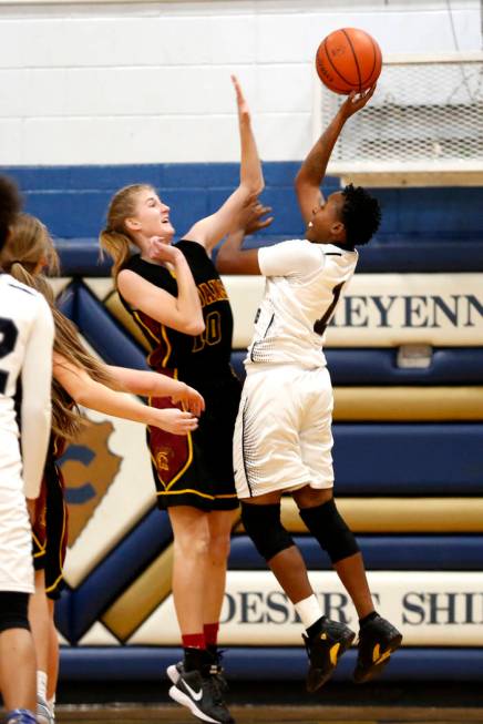 Cheyenne High’s Shanice Aycox (1) throws the ball against Pahrump Valley’s Sam R ...