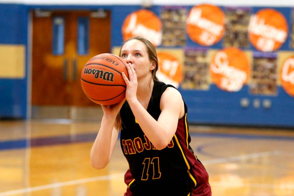 Pahrump Valley’s Jackie Stobbe (11) throws the ball against Cheyenne High during a bas ...