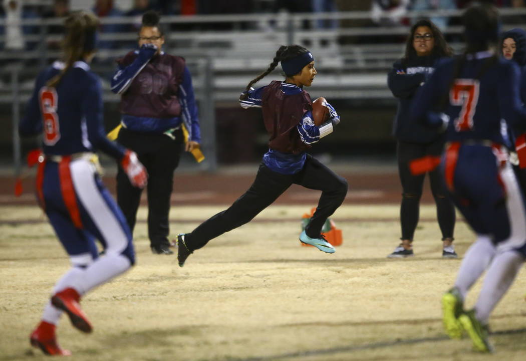 Shadow Ridge’s Dayvian Diaz (1) runs the ball against Coronado during the Class 4A sta ...