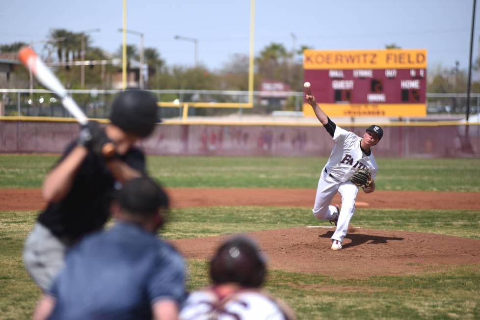 Faith Lutheran’s Zach Trageton (11) pitches against Canyon View (Utah) during their ba ...