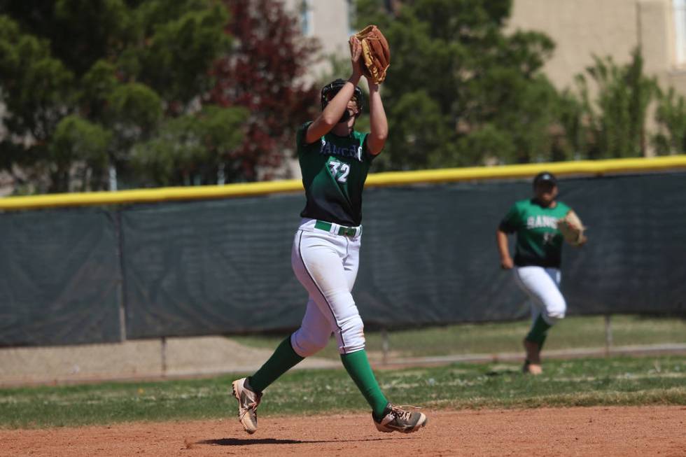 Rancho’s Kaitlyn Suarez (32) makes a catch in the outfield against Desert Oasis in the ...