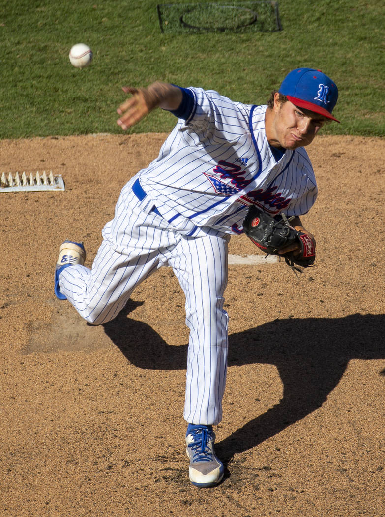 Reno pitcher Toray Felix (31) fires another throw to a Desert Oasis batter during their Clas ...