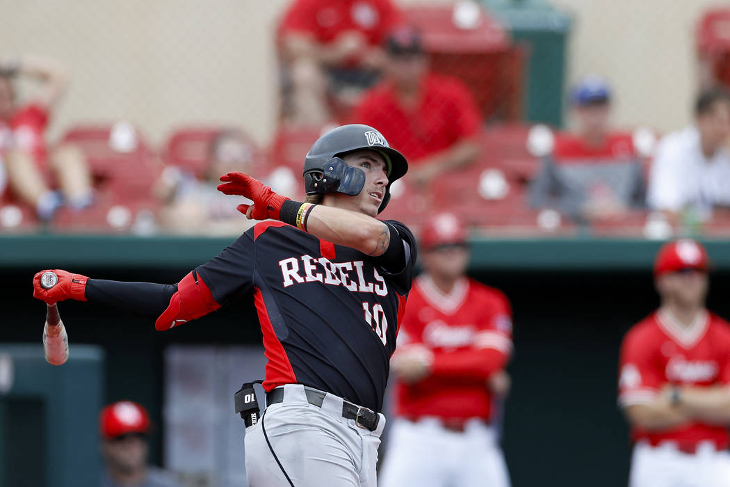 UNLV’s Bryson Stott (10) bats during an UNLV at University of Houston NCAA college bas ...