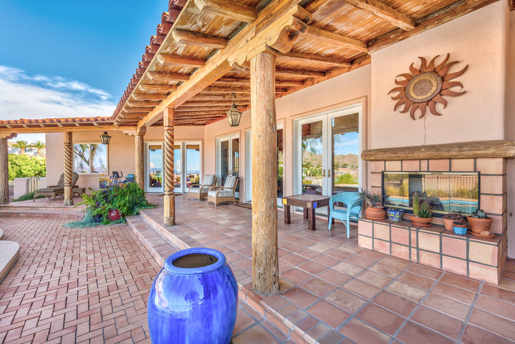 The backyard patio. (Desert Sun Realty)