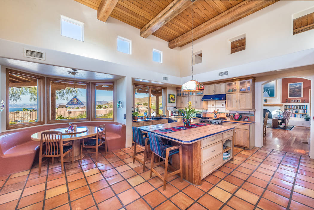 The breakfast nook features custom cement plastered seating designed. (Desert Sun Realty)