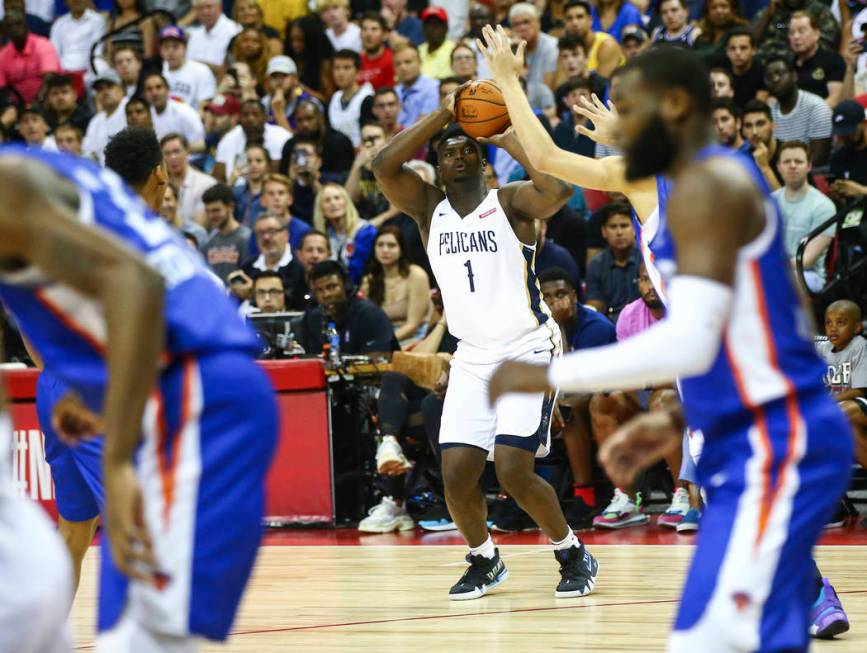 New Orleans Pelicans' Zion Williamson (1) looks to shoot against the New York Knicks during the ...