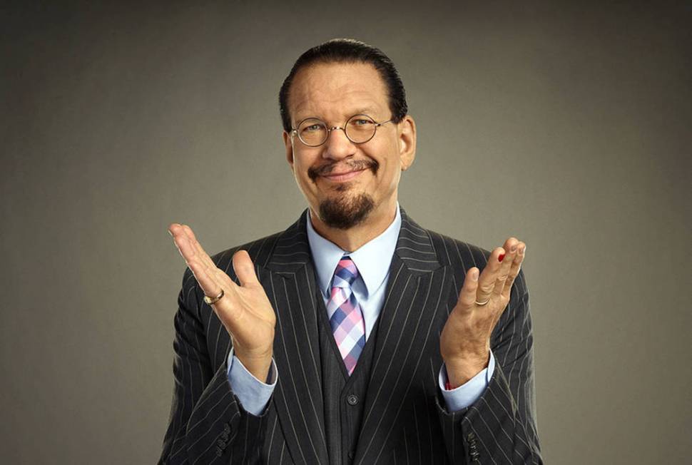 comic magician Penn Jillette (JSquare/The CW)