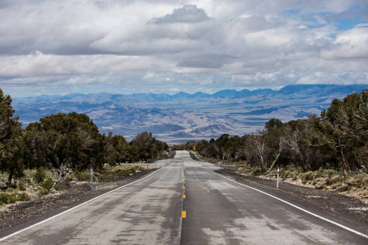 The view leading to Mount Charleston from the entrance of Lee Canyon in Las Vegas. (Rachel Asto ...