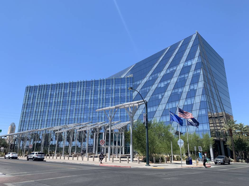 The Las Vegas City Hall pictured on July 16. (Mia Sims, Las Vegas Review-Journal, @miasims___)