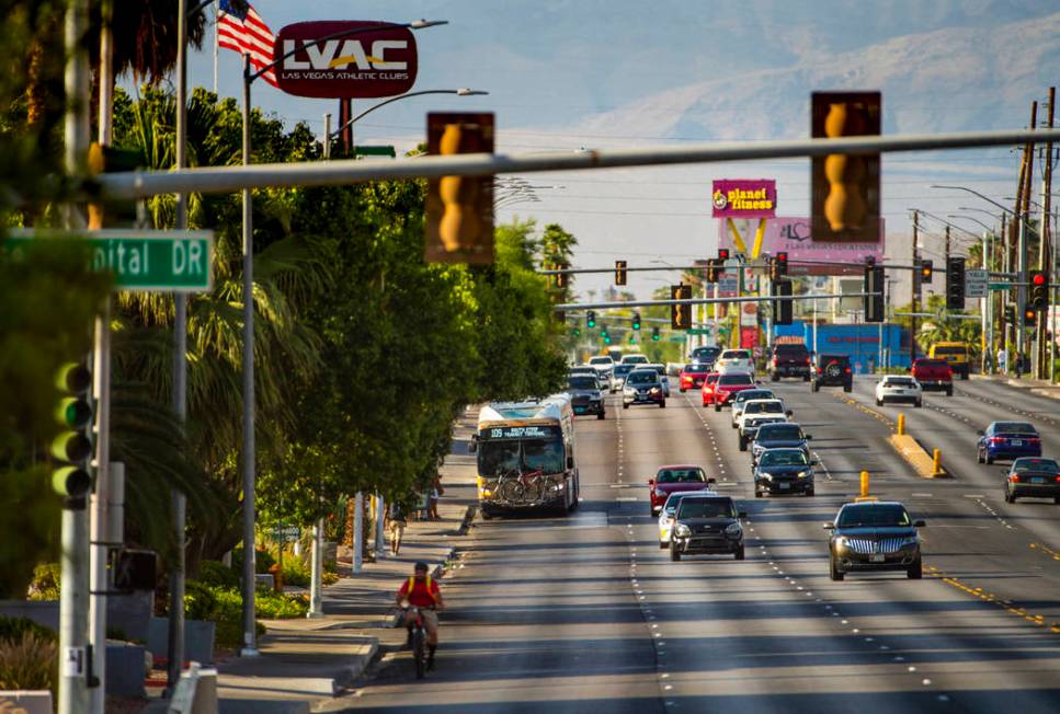 An RTC Las Vegas 109 bus moves along South Maryland Parkway heading towards East Desert Inn Roa ...