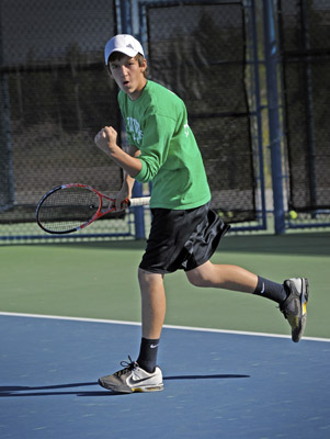 2011_PREPS-SUNSETTENNIS-OCT08-7