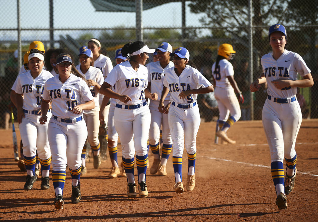 Sierra Vista players return to the dugout after a home run hit by Sierra Vista’s Jessi ...