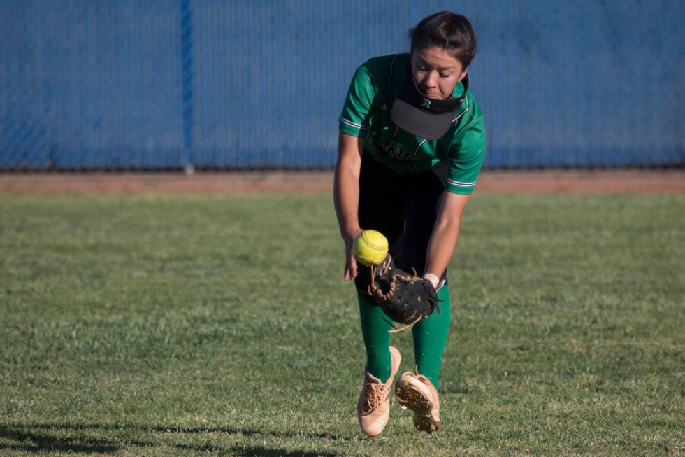 Rancho’s Lorena De La Torre (16) runs to the ball on a Liberty hit for a single at Foo ...