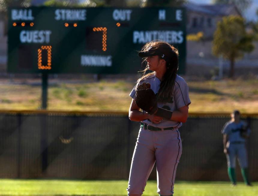 Palo Verde’s Taylor Askland (3) during the seventh inning of a high school softball ga ...