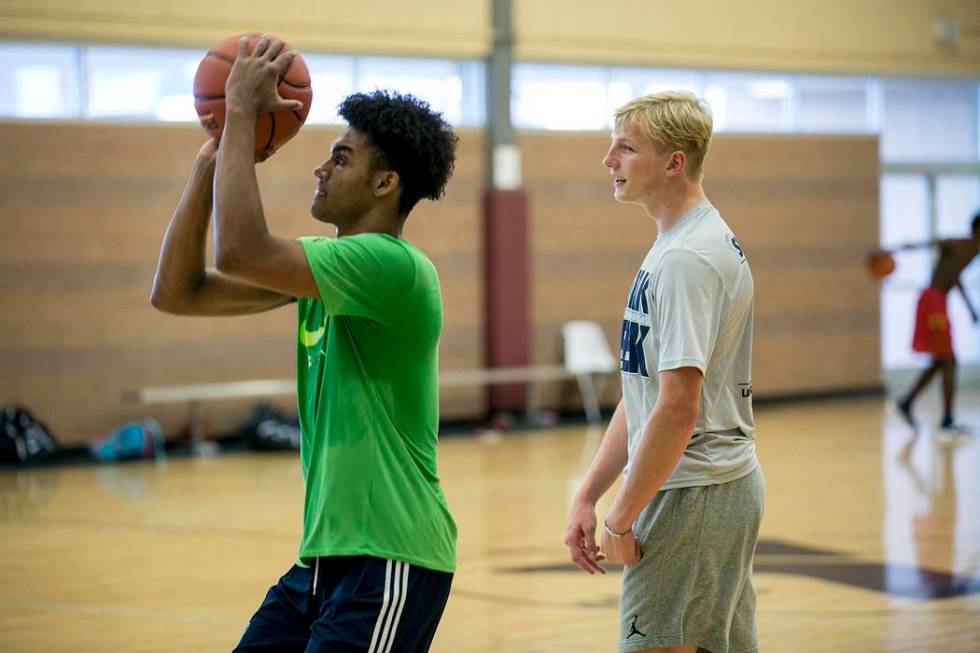 Jamal Bey runs drills during a Vegas Elite practice in Las Vegas on Tuesday, July 25, 2017. ...