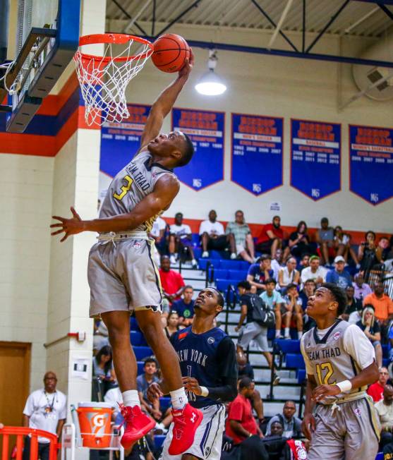 Team Thad’s Tavin Lovan makes a dunk against New York during the Las Vegas Fab 48 Cham ...