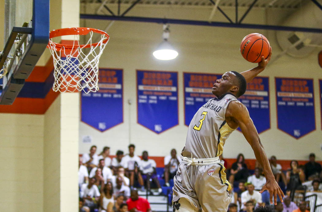 Team Thad’s Tavin Lovan attempts to dunk against New York during the Las Vegas Fab 48 ...