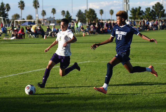 Jaime Munguia (9) led Durango in scoring last season. Martin S. Fuentes/Las Vegas Review-Jou ...