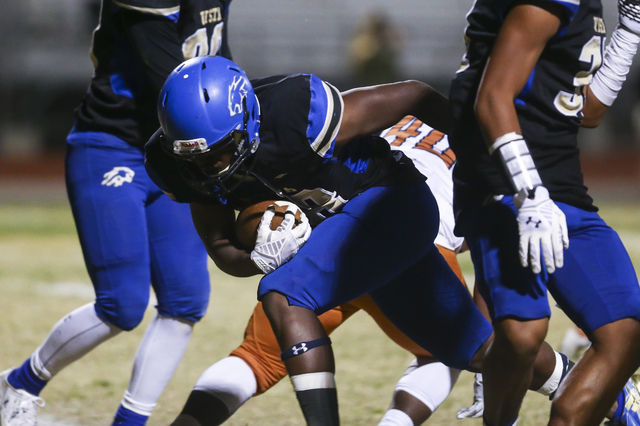 Sierra Vista’s Bryan LaGrange (28) runs the ball to score a touchdown against Legacy d ...