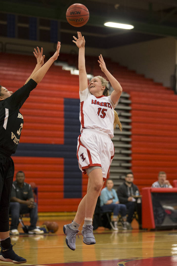 Liberty’s London Pavlica (44) goes up for a shot against Bonita Vista in the girl&#821 ...