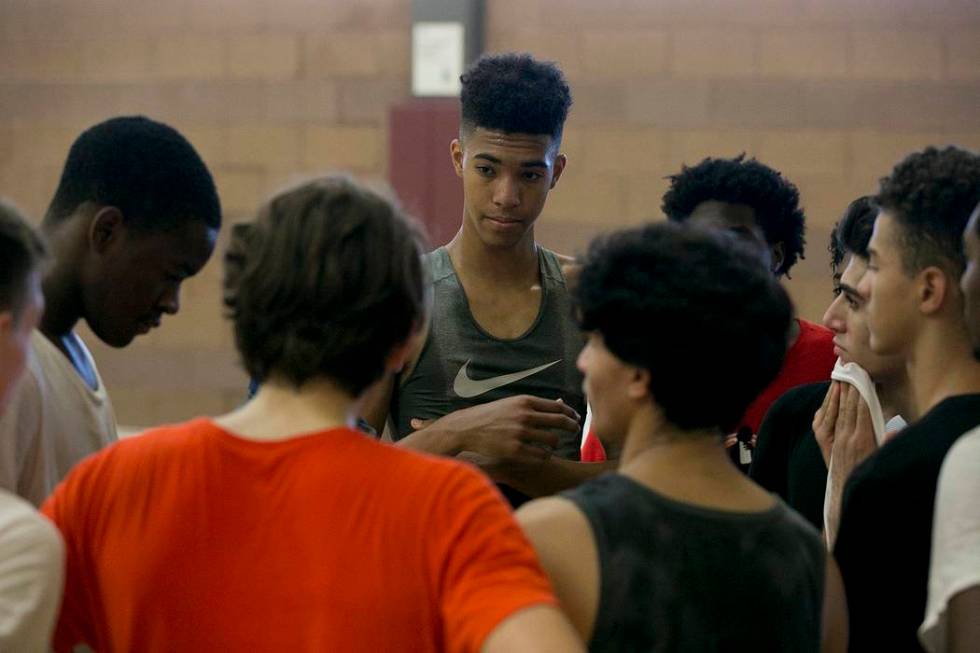 Isaiah Cottrell runs drills during a Vegas Elite practice in Las Vegas on Tuesday, July 25, ...